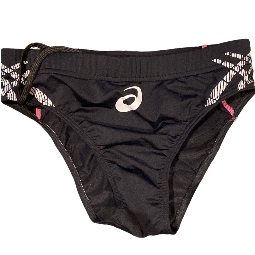 ASICS swim trunk Sz S